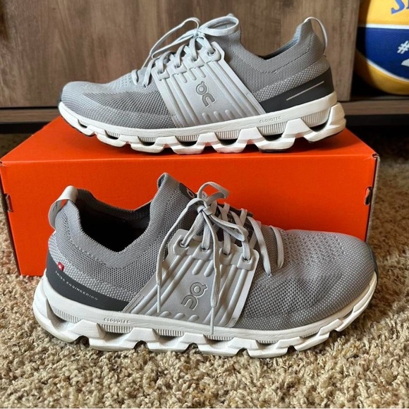 On Running Men's Light Gray Athletic Shoes - Picture 1 of 4